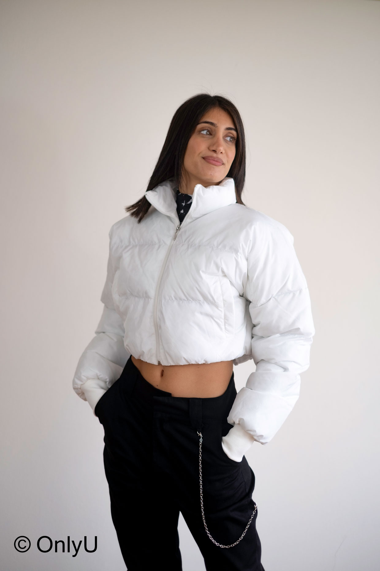 Chris white short inflatable warm jacket with zip.