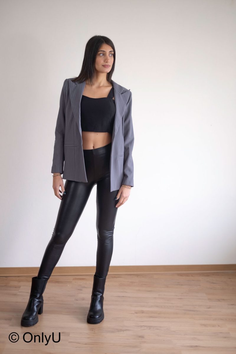 Vero leggings leatherette fabric with fleece lining high waisted.